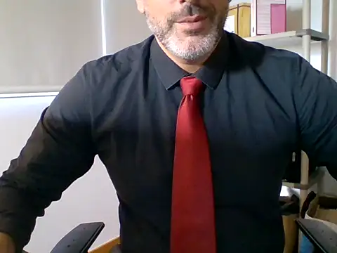 66MA69 online show from October 9, 2025, 8:15 am