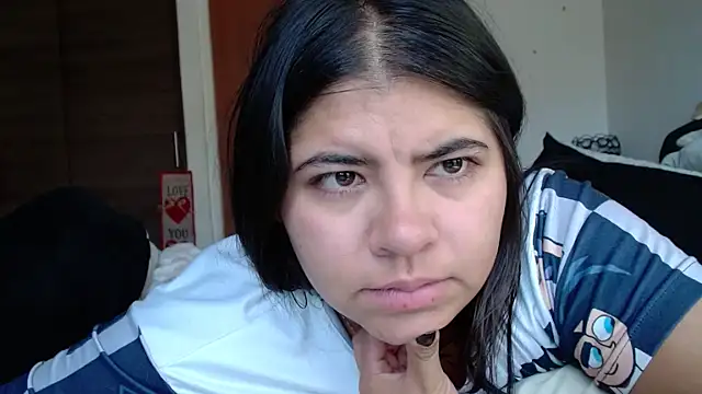 Snapshot of viccky_vick chatting on January 9, 2026, 2:35 pm viccky vick online show from January 9, 2026, 2:35 pm