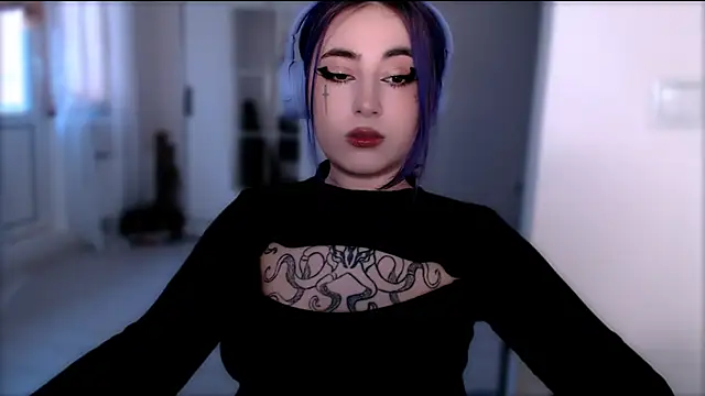 Snapshot of purplewitch chatting on November 14, 2025, 9:46 am purplewitch online show from November 14, 2025, 9:46 am