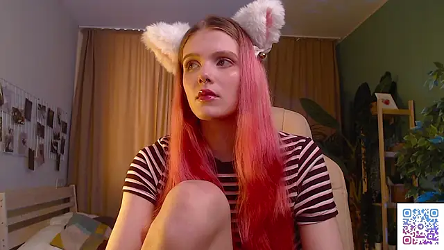 Gretchen Mol online show from March 20, 2026, 7:42 am