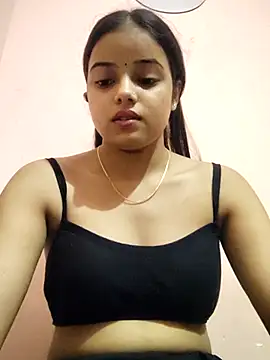 Snapshot of RAYI_123 chatting on October 22, 2025, 5:07 am RAYI 123 online show from October 22, 2025, 5:07 am