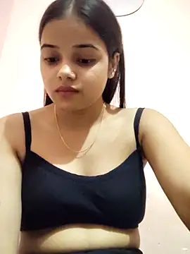 Snapshot of RAYI_123 chatting on November 4, 2025, 7:34 am RAYI 123 online show from November 4, 2025, 7:34 am