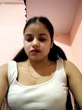 Snapshot of RAYI_123 chatting on December 14, 2025, 5:35 am RAYI 123 online show from December 14, 2025, 5:35 am