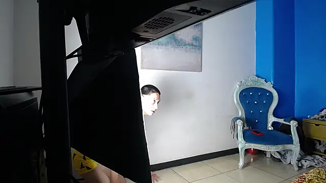 SimonAndJocelyn online show from February 8, 2025, 11:13 pm