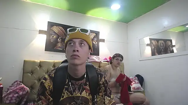 SimonAndJocelyn online show from September 19, 2025, 4:00 pm