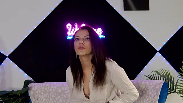 LissaAnn online show from February 4, 2026, 5:02 am