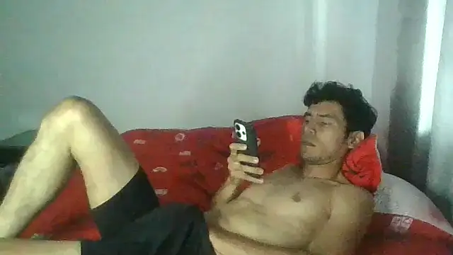 Snapshot of drey7yen02 chatting on June 18, 2026, 6:35 pm drey7yen02 online show from June 18, 2026, 6:35 pm