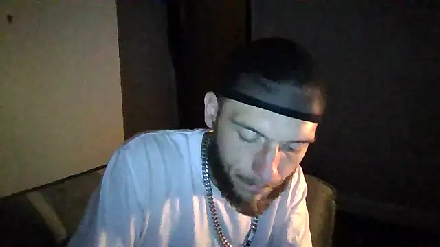 Snapshot of cruz815 chatting on October 27, 2025, 7:31 am cruz815 online show from October 27, 2025, 7:31 am