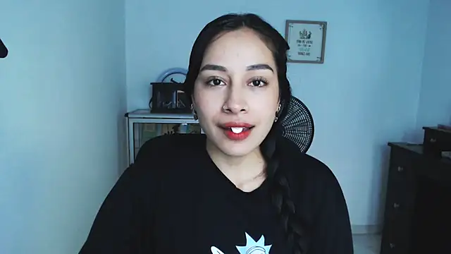 Marce0 online show from March 7, 2025, 9:17 pm