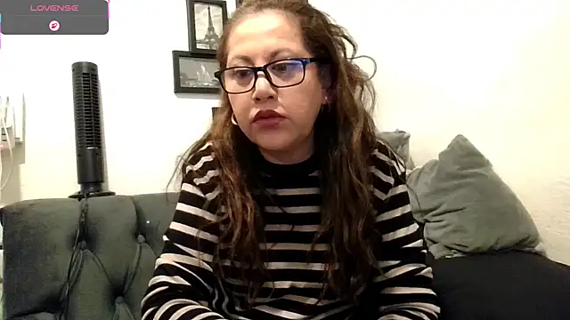 Snapshot of MirandaLatinaLovely chatting on February 25, 2026, 6:30 pm MirandaLatinaLovely online show from February 25, 2026, 6:30 pm