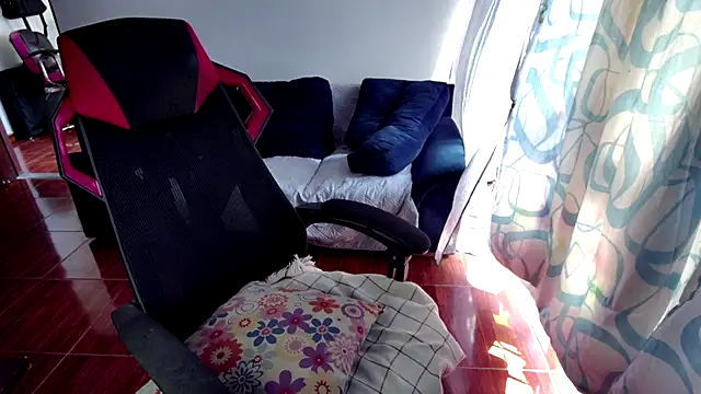 onissm online show from October 14, 2025, 8:09 pm