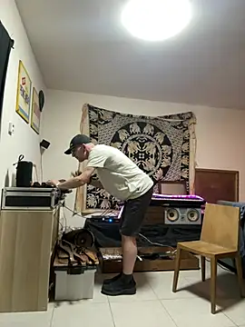 funboyolly online show from July 25, 2026, 6:47 pm