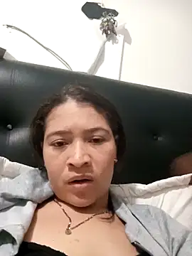 Snapshot of Sophia_Dupontx chatting on December 4, 2025, 2:21 am Sophia Dupontx online show from December 4, 2025, 2:21 am