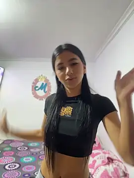eva roseee online show from May 15, 2026, 1:03 am