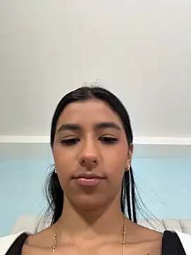 eva roseee online show from June 6, 2026, 8:14 pm