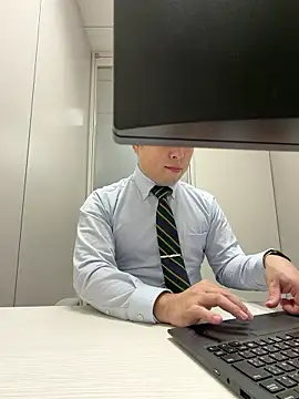 Snapshot of Nobu_469 chatting on November 6, 2025, 7:01 am Nobu 469 online show from November 6, 2025, 7:01 am