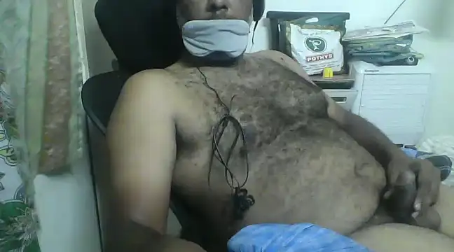 Snapshot of awesomeroc123 chatting on February 28, 2025, 5:37 pm awesomeroc123 online show from February 28, 2025, 5:37 pm