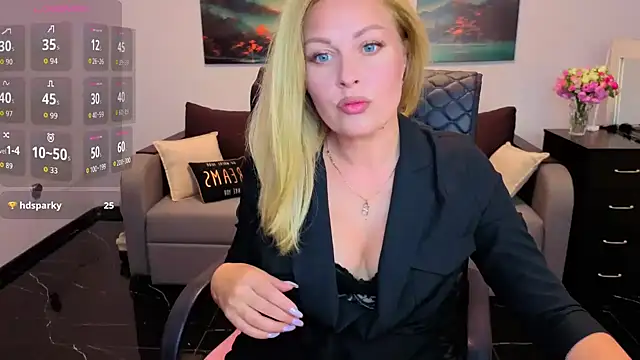 Snapshot of Mira_Whites chatting on June 3, 2026, 12:06 pm Mira Whites online show from June 3, 2026, 12:06 pm