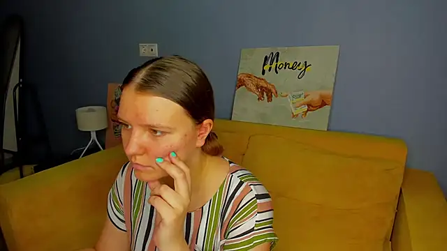 Jenny Jimmy online show from June 24, 2026, 9:19 am