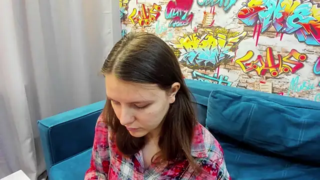 Jenny Jimmy online show from May 18, 2026, 9:25 am