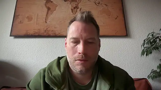 Christian87xxx online show from November 15, 2025, 9:35 am