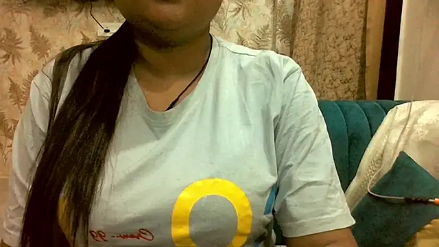 Snapshot of Kannu- chatting on May 16, 2026, 1:26 am Kannu- online show from May 16, 2026, 1:26 am