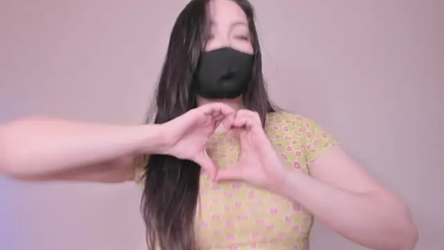 Snapshot of Belover_nana chatting on March 23, 2026, 8:25 am Belover nana online show from March 23, 2026, 8:25 am