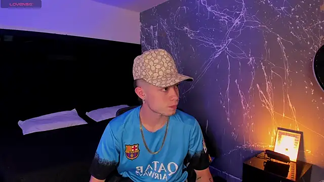 Snapshot of marcuscollins1_ chatting on October 26, 2025, 12:16 pm marcuscollins1 online show from October 26, 2025, 12:16 pm