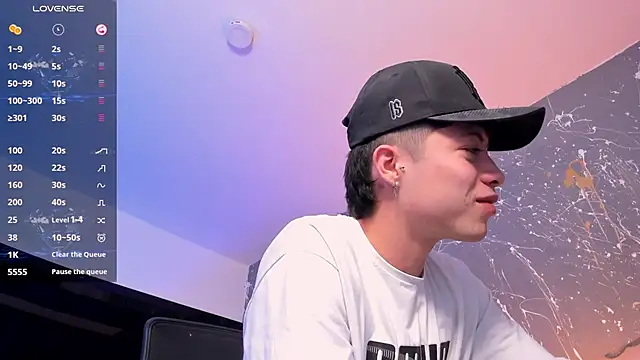 Snapshot of marcuscollins1_ chatting on October 22, 2025, 2:49 pm marcuscollins1 online show from October 22, 2025, 2:49 pm