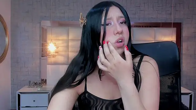 Snapshot of Nohemi_louse chatting on November 26, 2025, 7:25 pm Nohemi louse online show from November 26, 2025, 7:25 pm