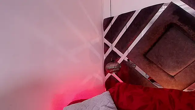 Snapshot of sara_lopee1 chatting on October 29, 2025, 11:53 am sara lopee1 online show from October 29, 2025, 11:53 am