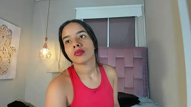 Snapshot of Roxy_Stonee chatting on May 12, 2026, 7:20 pm Roxy Stonee online show from May 12, 2026, 7:20 pm