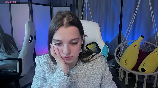 Snapshot of kaisajenner chatting on November 28, 2025, 9:15 pm kaisajenner online show from November 28, 2025, 9:15 pm