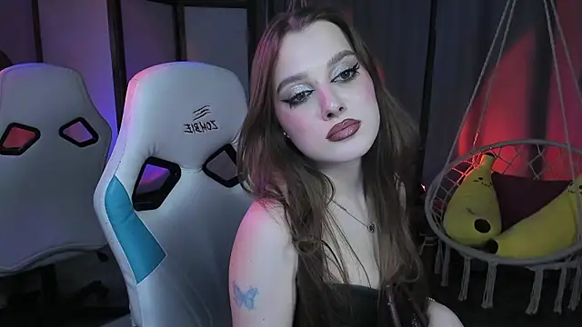 Snapshot of kaisajenner chatting on March 22, 2026, 9:11 am kaisajenner online show from March 22, 2026, 9:11 am