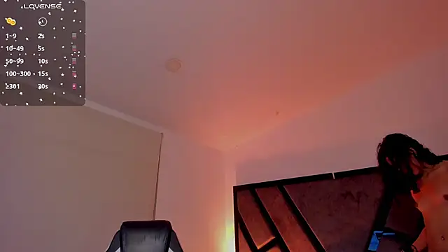 Snapshot of allicemackenzie chatting on November 19, 2025, 6:24 am allicemackenzie online show from November 19, 2025, 6:24 am