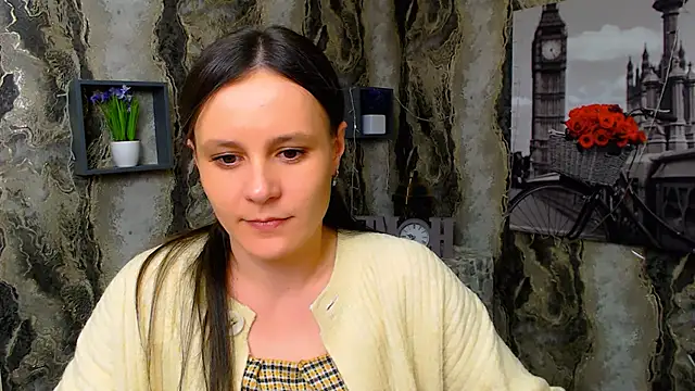 Snapshot of ValeriaHeart_ chatting on March 5, 2025, 12:44 pm ValeriaHeart online show from March 5, 2025, 12:44 pm