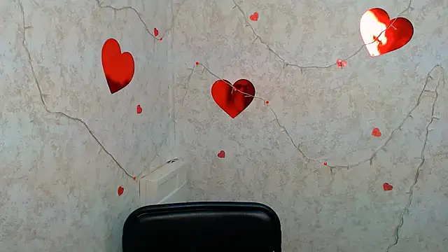 Snapshot of ValeriaHeart_ chatting on March 6, 2025, 7:21 pm ValeriaHeart online show from March 6, 2025, 7:21 pm