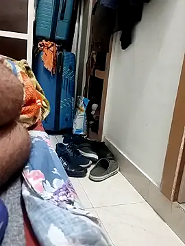 Snapshot of Hot_funky_boy chatting on February 10, 2025, 7:38 pm Hot funky boy online show from February 10, 2025, 7:38 pm