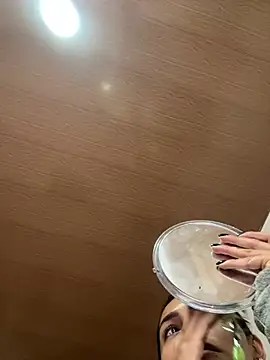 Sofiadelacruz online show from July 12, 2026, 1:56 pm