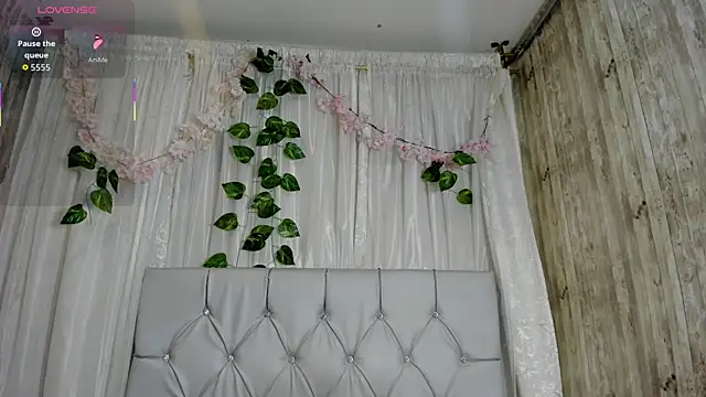 Snapshot of Rachel_new20 chatting on May 29, 2026, 8:37 pm Rachel new20 online show from May 29, 2026, 8:37 pm