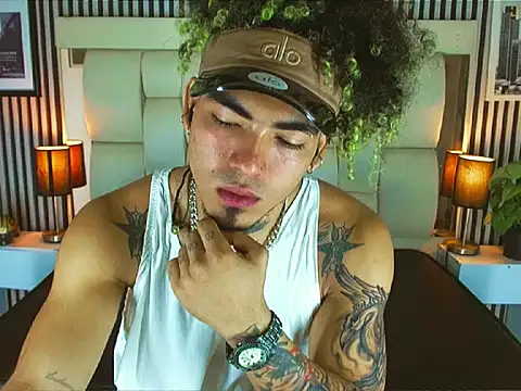 Snapshot of LihanJor_23 chatting on November 29, 2025, 1:22 pm LihanJor 23 online show from November 29, 2025, 1:22 pm