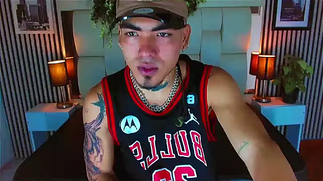 Snapshot of LihanJor_23 chatting on November 27, 2025, 1:00 pm LihanJor 23 online show from November 27, 2025, 1:00 pm