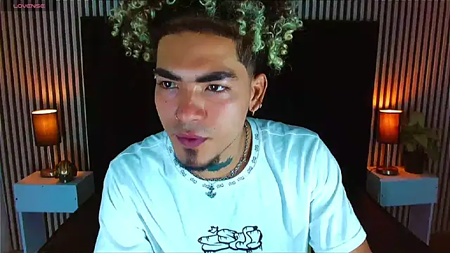 Snapshot of LihanJor_23 chatting on October 13, 2025, 1:12 pm LihanJor 23 online show from October 13, 2025, 1:12 pm