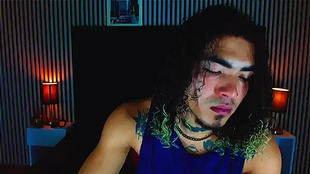 Snapshot of LihanJor_23 chatting on October 22, 2025, 12:48 pm LihanJor 23 online show from October 22, 2025, 12:48 pm