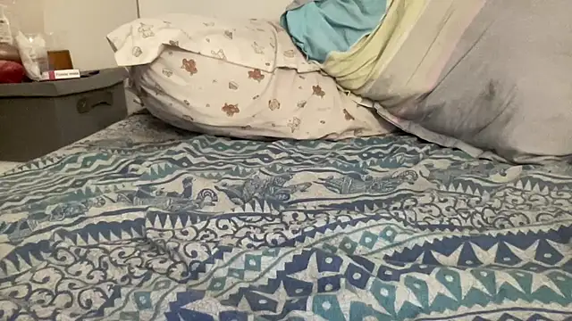 shineofcrazy online show from October 15, 2025, 11:18 am