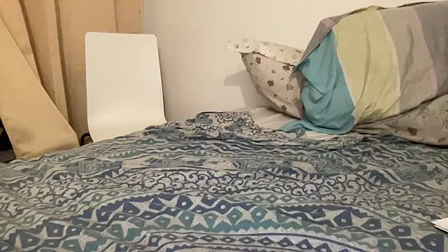 shineofcrazy online show from October 14, 2025, 5:35 pm