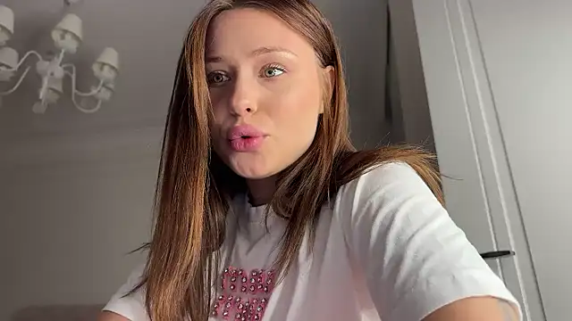 Snapshot of Kisskeyy chatting on October 1, 2025, 5:50 pm Kisskeyy online show from October 1, 2025, 5:50 pm