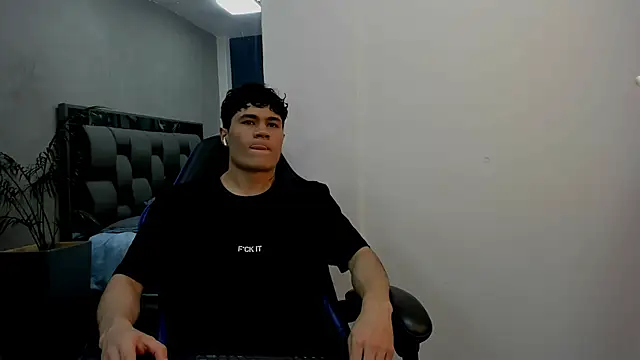 roan birkin online show from November 6, 2025, 7:07 pm