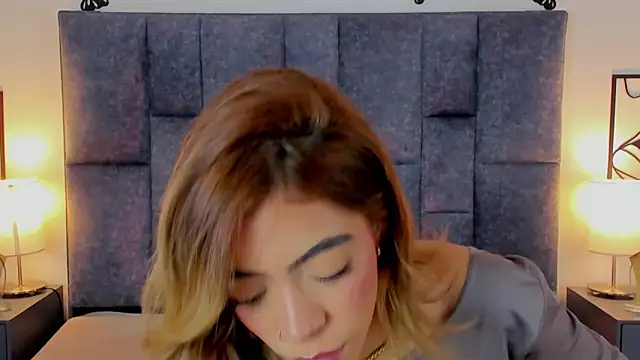 Violetta Ficher online show from June 12, 2026, 2:09 am