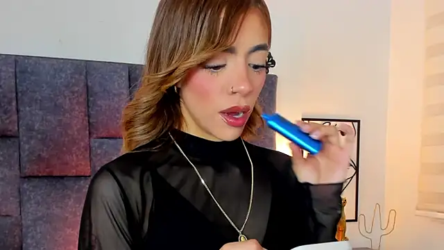 Violetta Ficher online show from June 18, 2026, 2:10 am